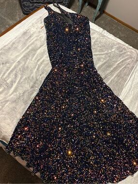 NEW!!!!! Sparkling Black Sequin Formal Dress